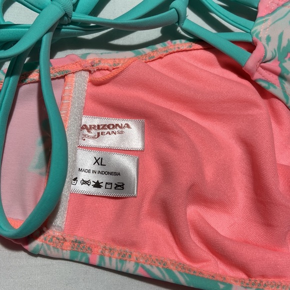 Arizona Jeans Bikini Swimwear. Top=XL Bottom-=Medium. Peach/Green Floral. - Picture 6 of 8